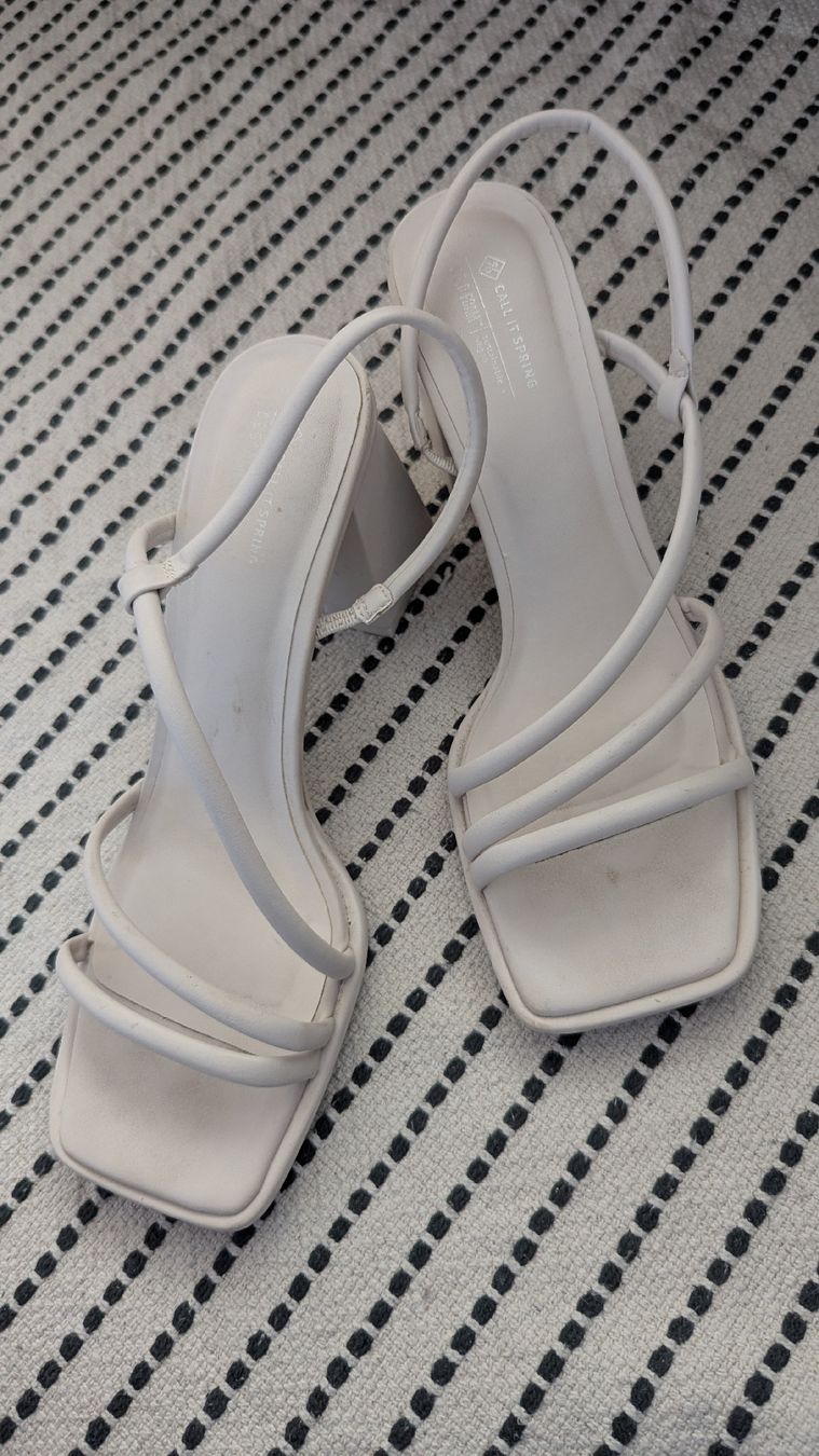 Scarpe da donna: Call It Spring Sandalen Luxe beige Grösse 42.5  – Usato da Winterthur venduto da len_7ph5 1