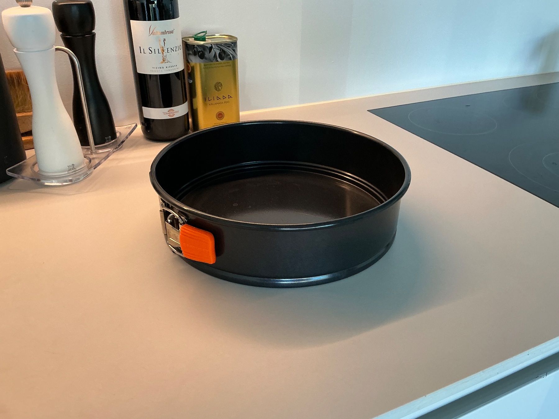 Le Creuset Teglie da forno: Le Creuset Springform 24cm – Usato da Zollikon venduto da halbkarat