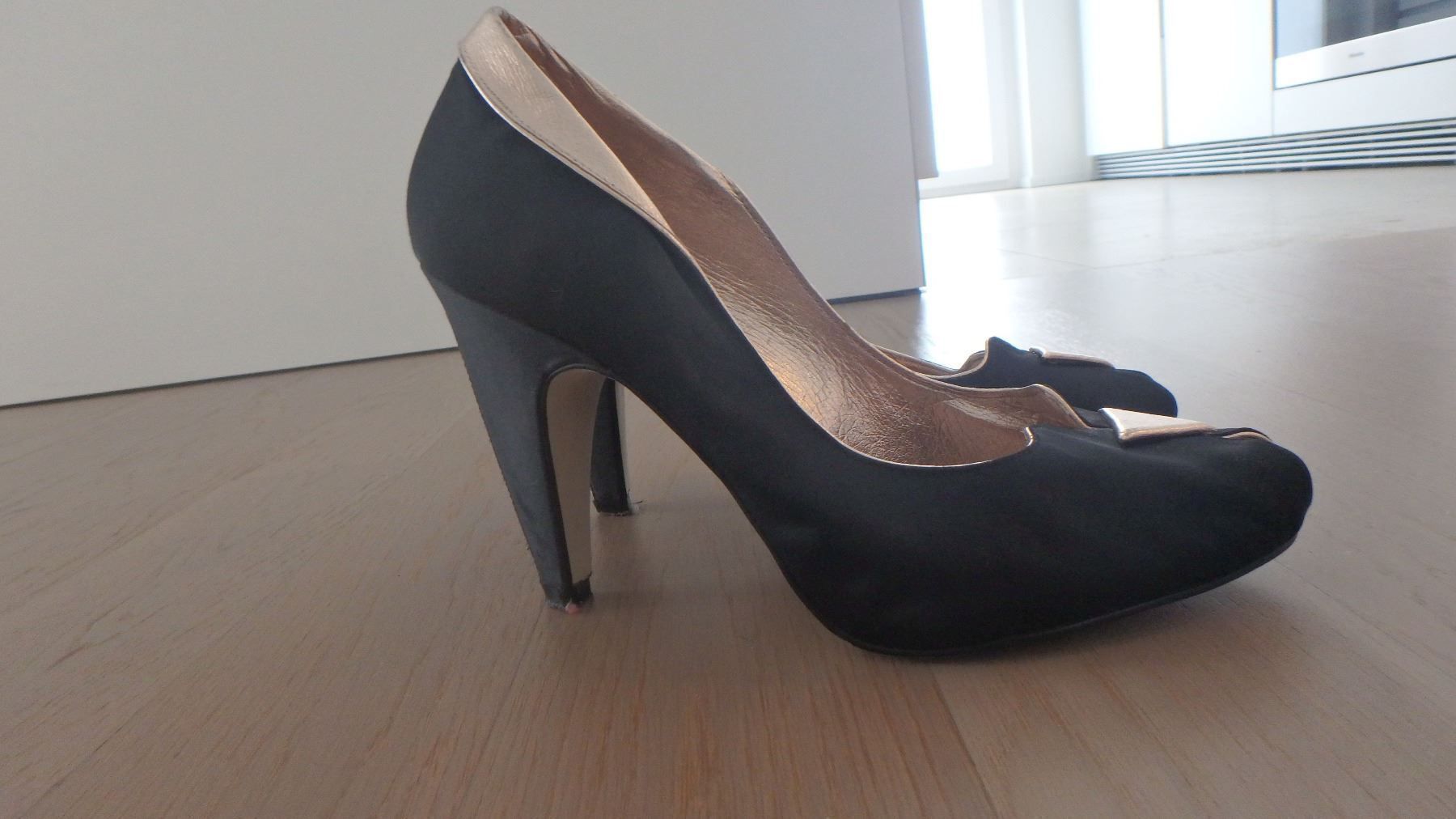 Scarpe da donna: Diesel, Pumps, Grösse 38 – Usato da Vaduz venduto da RapunzelLissi 1