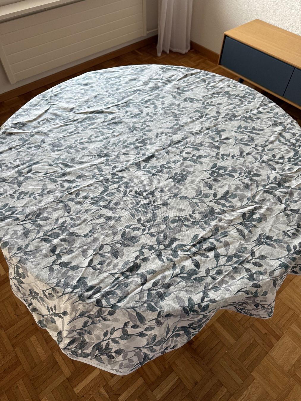 Altra biancheria da tavola: runde Acryl-Tischdecke Ø140cm – Usato da Horgen venduto da linuxrp 2