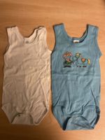 2 Sanetta Bodys Gr. 86, 1x Weiss, 1x Blau mit Motiv