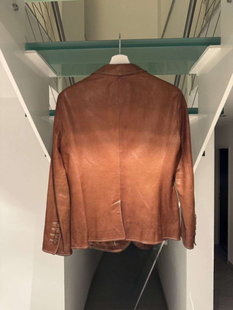 Armani Giacche: Emporio Armani Leather Jacket, Brown, Size 46 – Usato da Turbenthal venduto da elizameise 6