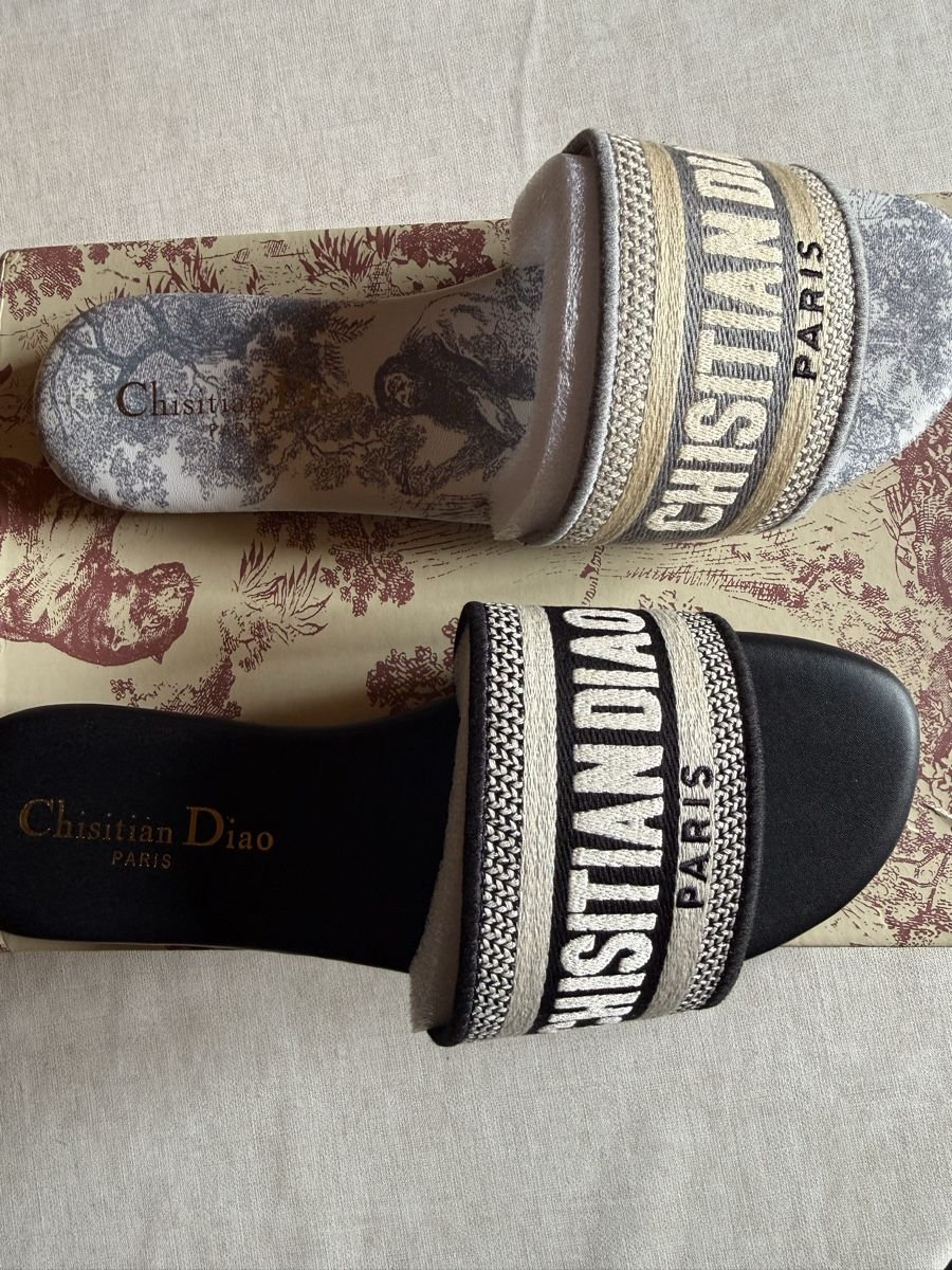 Scarpe da donna: Schöne Sandalen – Nuovo e nell'imballaggio originale da Nänikon venduto da ser_75fs 1