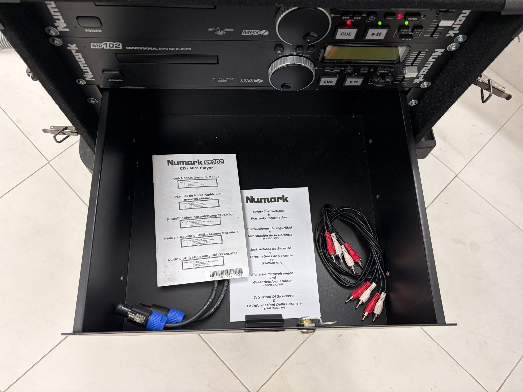 Numark Lettore multimediale & Streamer: Numark MP102 Professional MP3 CD Player Doppelpack im Rack – Usato da Rüttenen venduto da Enboe 3