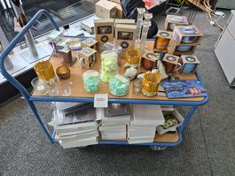 000 Posten Div. Bastel,- Dekomaterial und Kerzen aus Liq