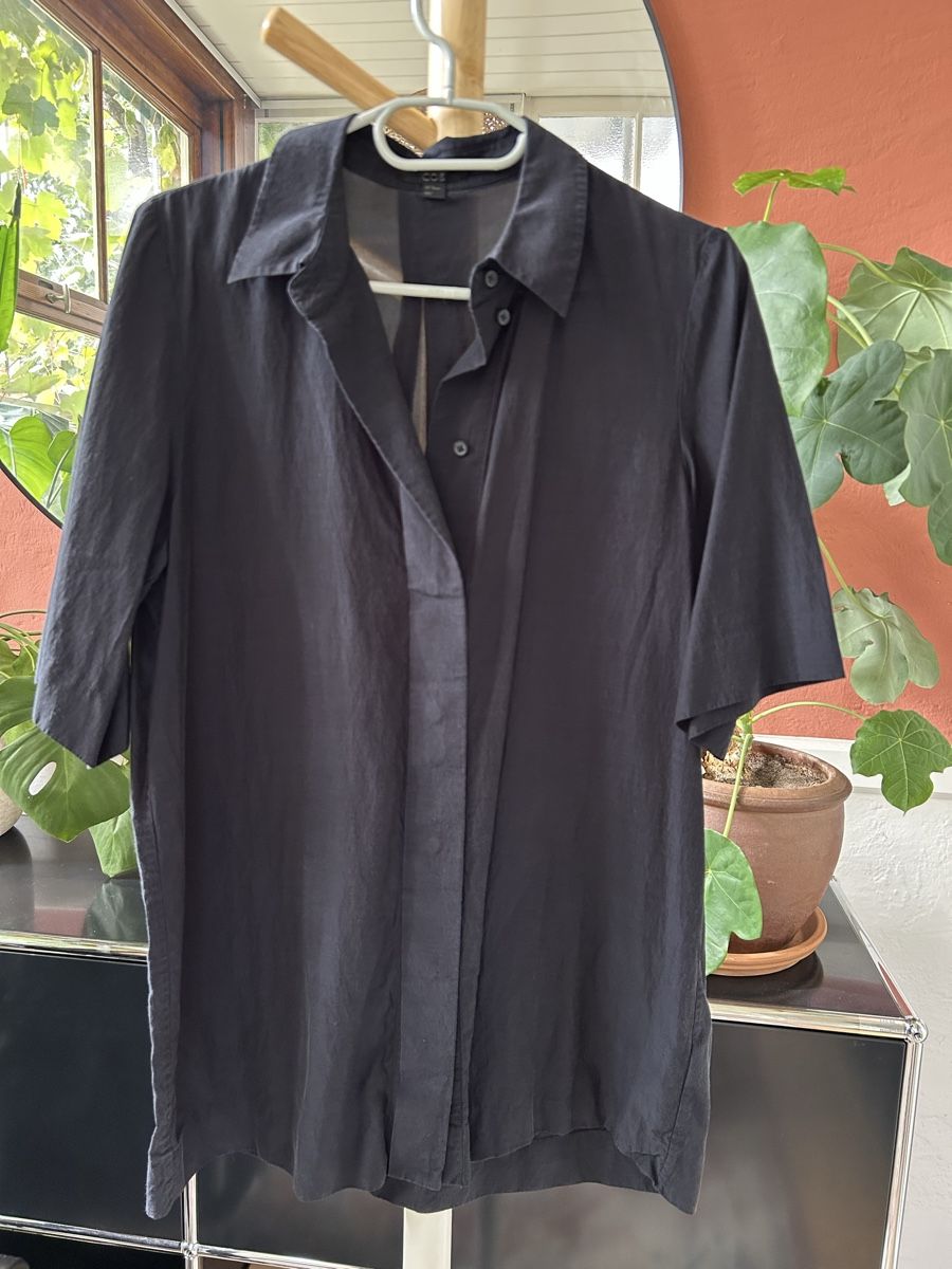 Cos Camicette: Cos Bluse gr 36✨ – Usato da Basel venduto da Nicetohave13