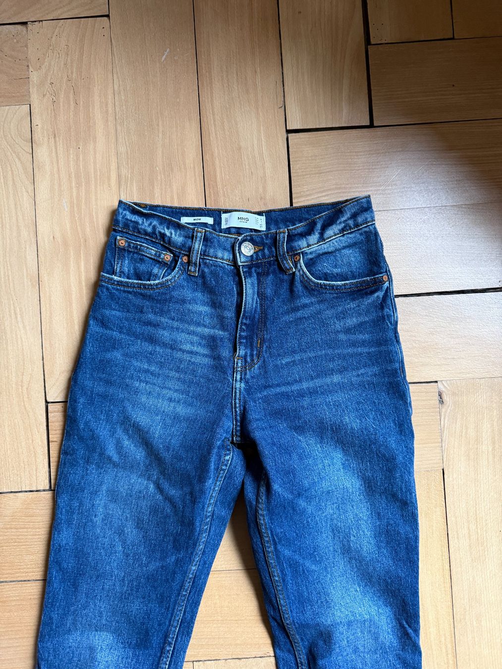 Mango Jeans: MANGO - Mom Jeans blau 34 – D'occasion à Zürich par Diazaio 1