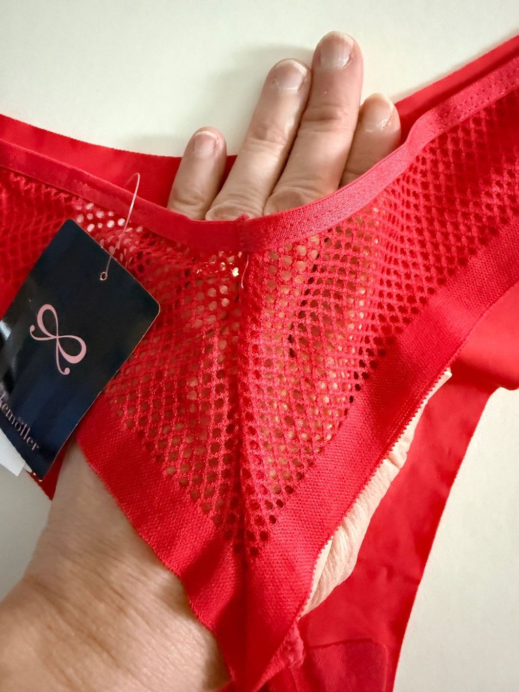 Hunkemöller Altra biancheria intima: HUNKEMÖLLER, String INVISIBLE, Grösse XL, Farbe Rot – Nuovo e nell'imballaggio originale da Rudolfstetten venduto da gst_g7xl 2