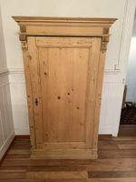 Wunderschöner eintüriger Tannenschrank