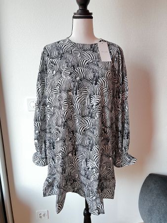 ⭐️Neues Kleid M ⭐️