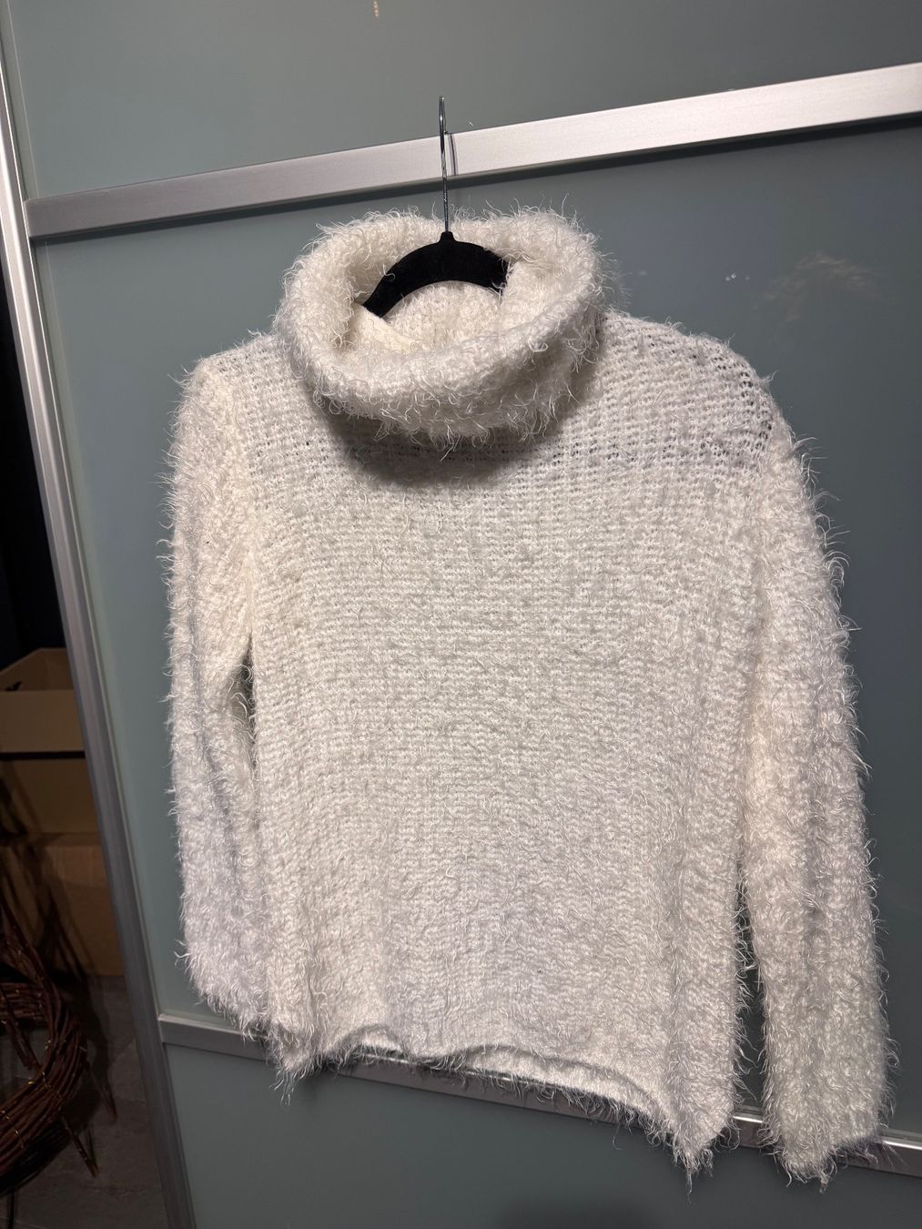 Maglioni & Felpe: Pull d'hiver doux et chaud - Taille M Comme neuf – Usato da Vuisternens-Romont venduto da gol_xp6p 1