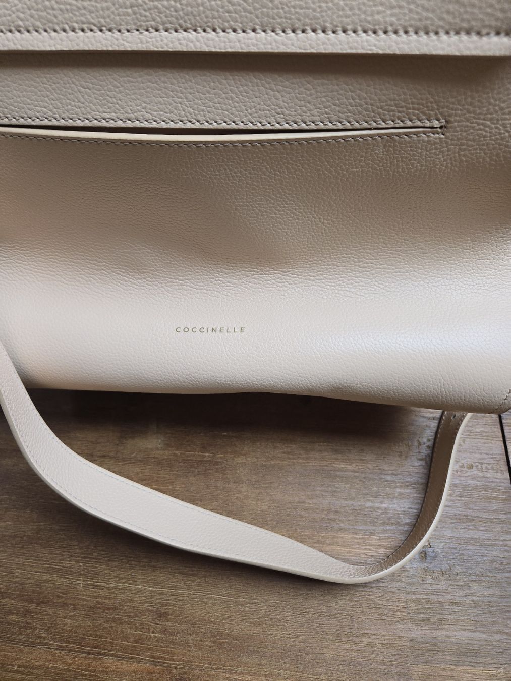 Coccinelle Borse da donna: COCCINELLE Handtasche Leder beige – Usato da Mühlethal venduto da bididas 1