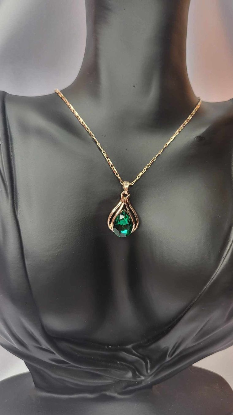 Sonstiger Schmuck: NEUE Elegant Schmuck Set in Roségold – Neu und originalverpackt aus Hellbühl von d.d.d.125 3