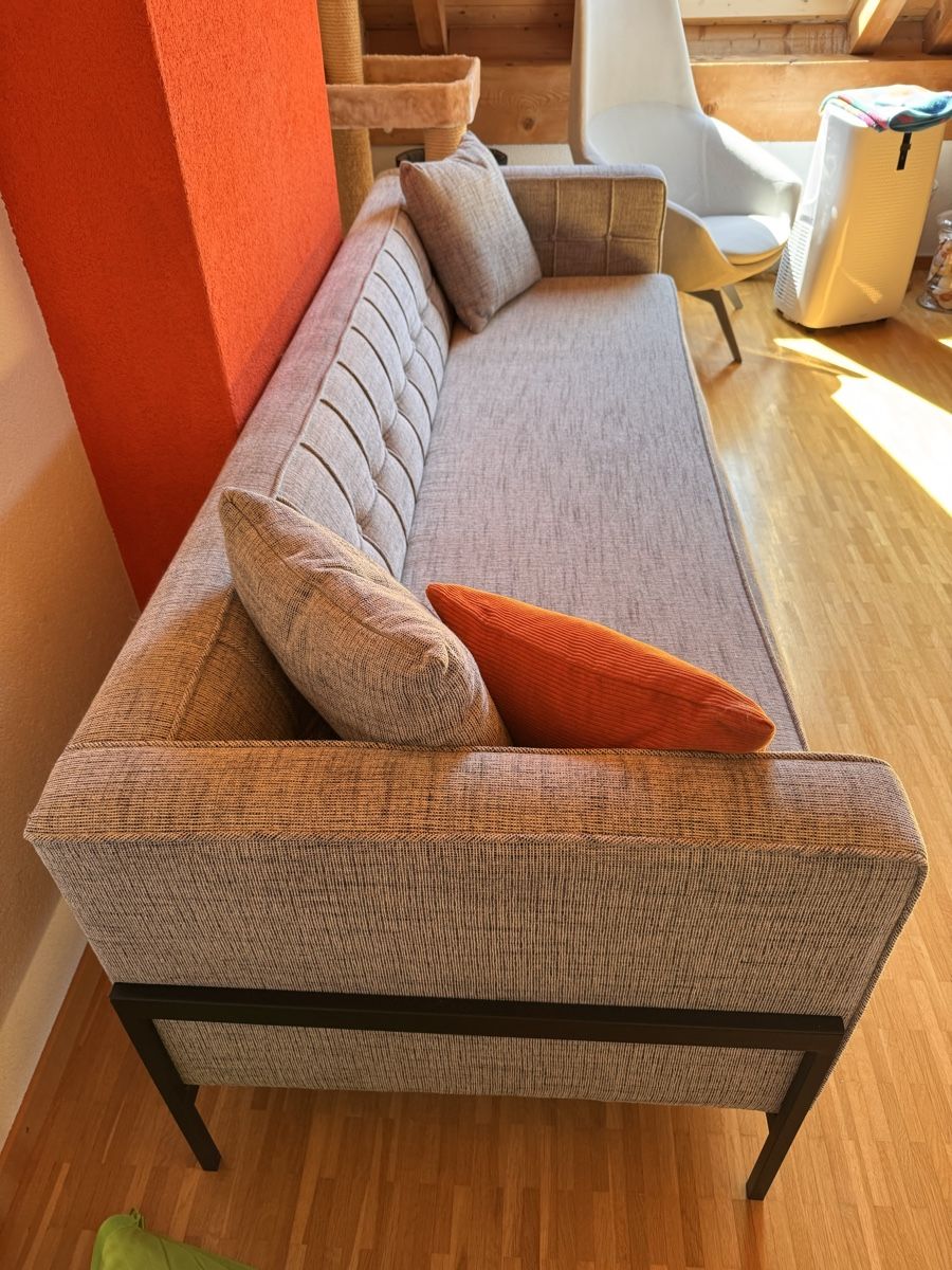 Divani: Designsofa von Kare – Usato da Mattstetten venduto da Prishirkhan 3