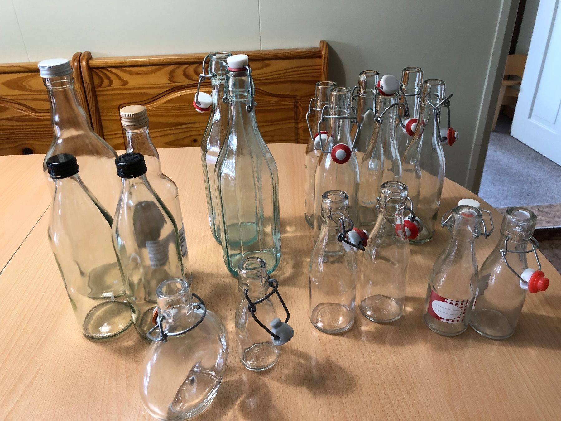 Bicchieri, Caraffe & Bottiglie: 18 Glasflaschen – Usato da Gais venduto da ely_92zr 1