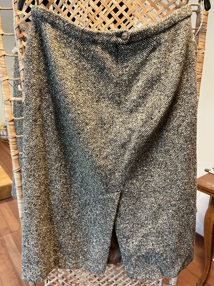 Max Mara Gonne: Jupe Max Mara Grösse 42 – Usato da Erlinsbach SO venduto da anna-dc