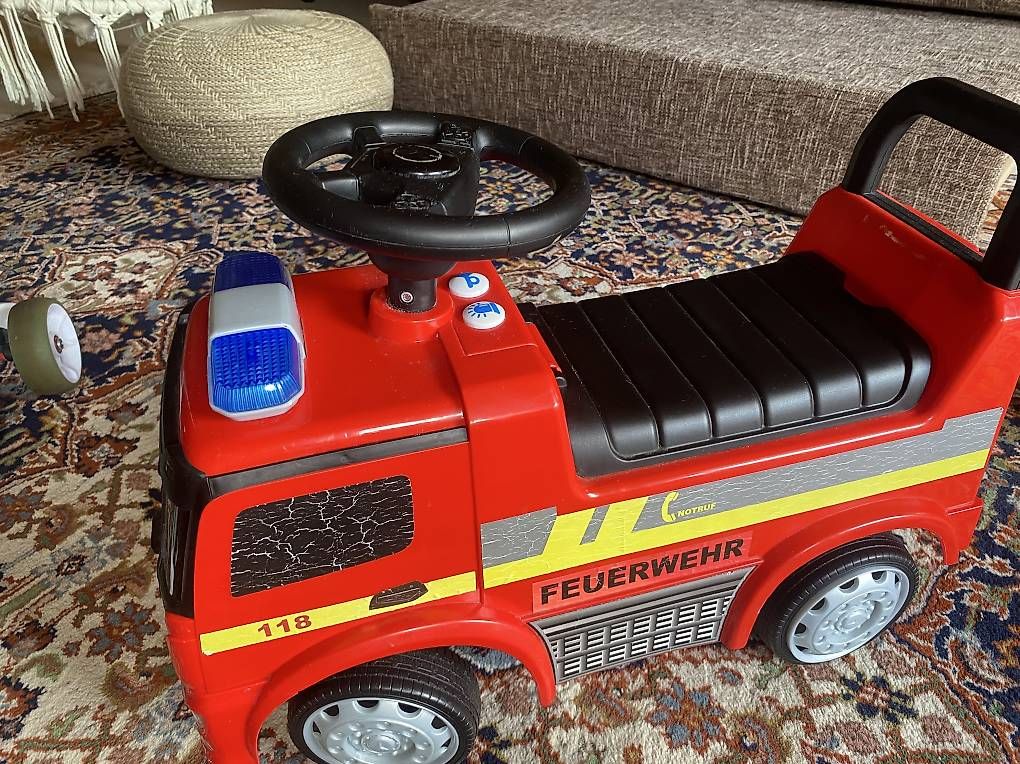 Voitures modèles: Feuerwehr Auto  – D'occasion à Därstetten par yas_pb5r 1