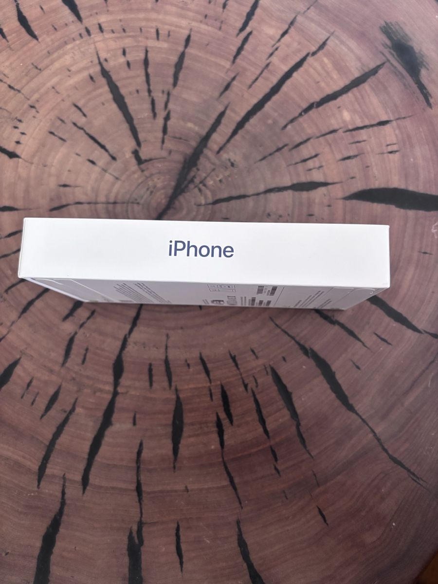 Apple Telefoni cellulari / Smartphones: Iphone 17 Pro Deep Blue 1 TB neu – Nuovo e nell'imballaggio originale da Zürich venduto da zorizh 1