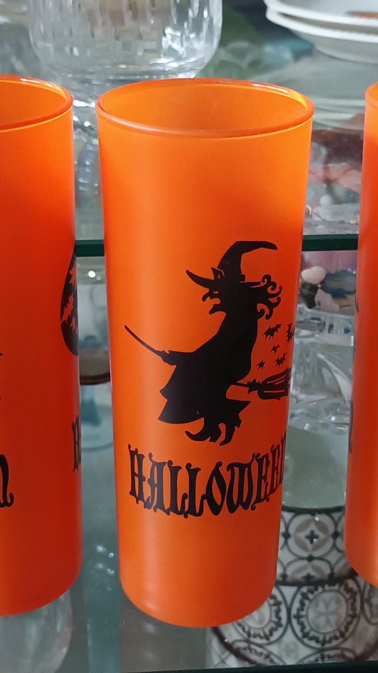 Gläser: Verre pour HALLOWEEN – Gebraucht aus Chêne-Bougeries von FamilleGanev