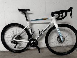 Merida Scultura 5000 V1 CH Pearl Blue Team, Shimano 105 Di2