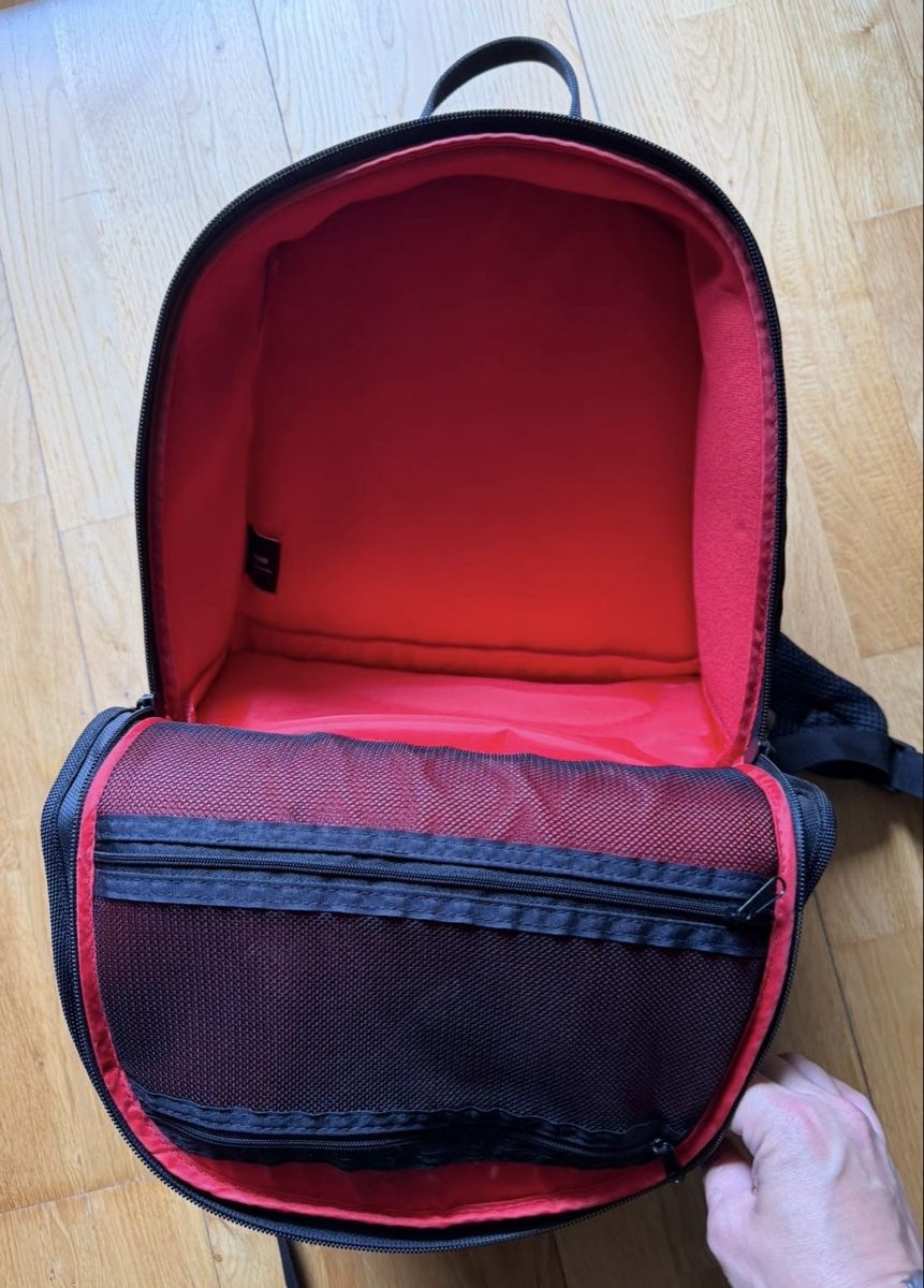 Canon Zaini: Canon EOS BP100 Fotografie Rucksack – Usato da Zürich venduto da Tanja0000 1