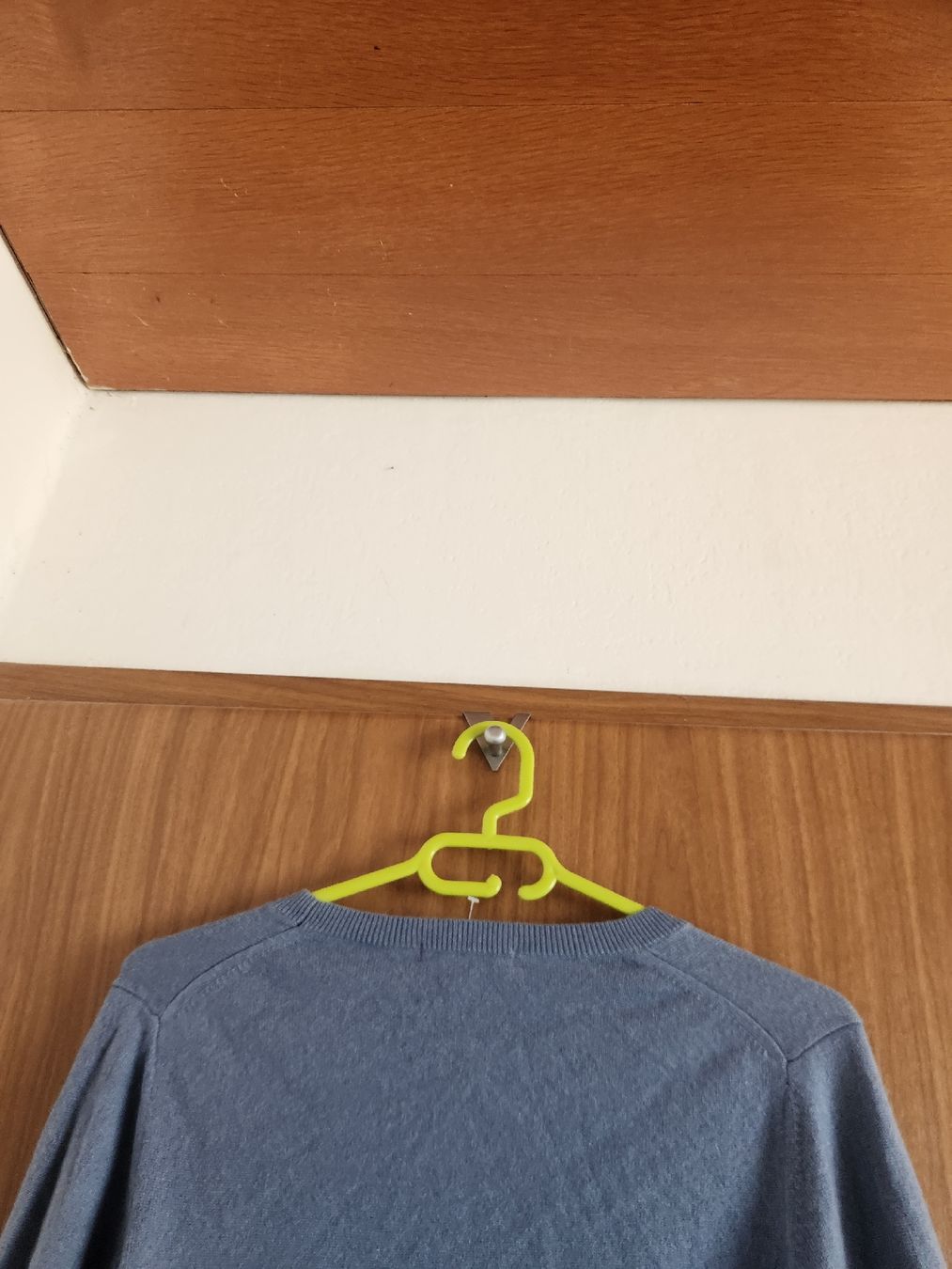 Maglioni & Felpe: Pull Uniqlo en cachemire bleu taille M  – Usato da Niedergösgen venduto da Eva2410 2