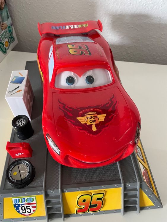Lightning McQueen Spielzeugauto mit Sound | Kaufen auf Ricardo