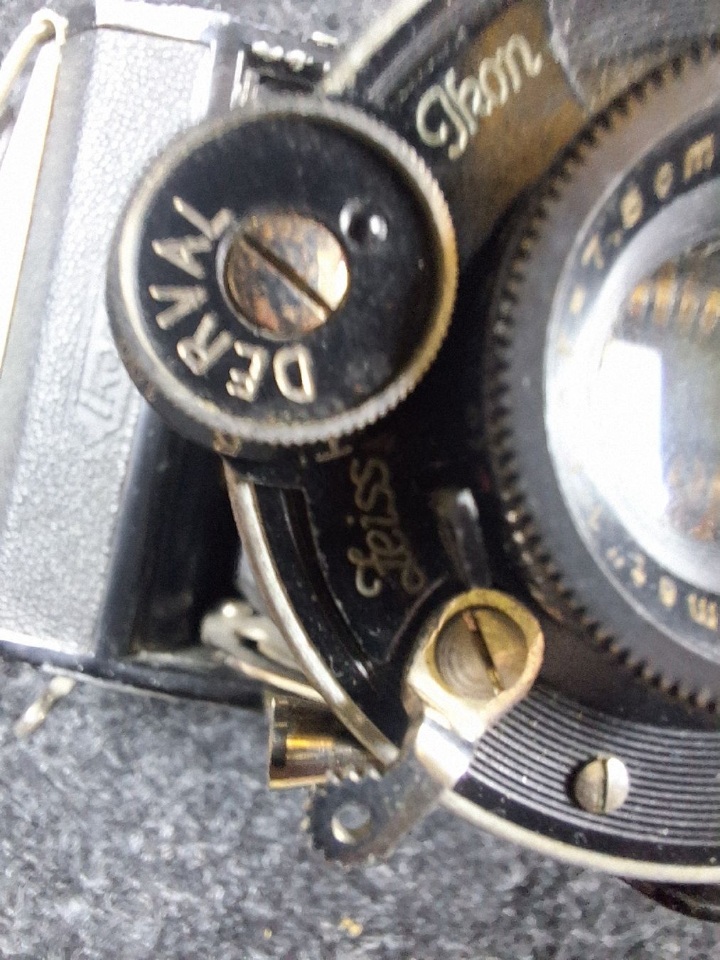 Zeiss Fotocamera: ANTIKER FOTOAPPARAT 1939 – Usato da Niederwangen BE venduto da pfiff02 5
