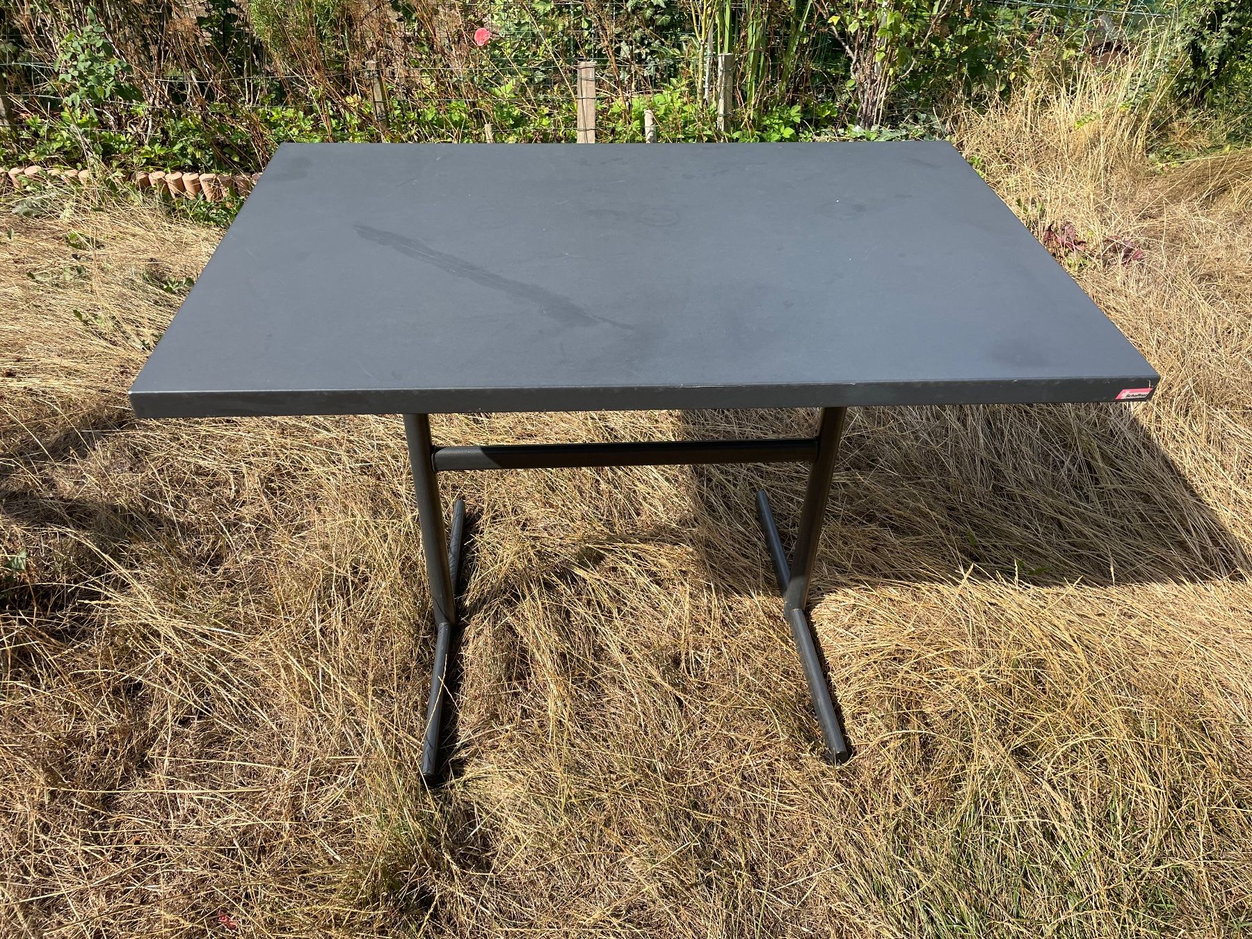 Schaffner Set de table et chaises: Gartentisch mit 2 Stühlen – D'occasion à Bremgarten b. Bern par schliechti 4