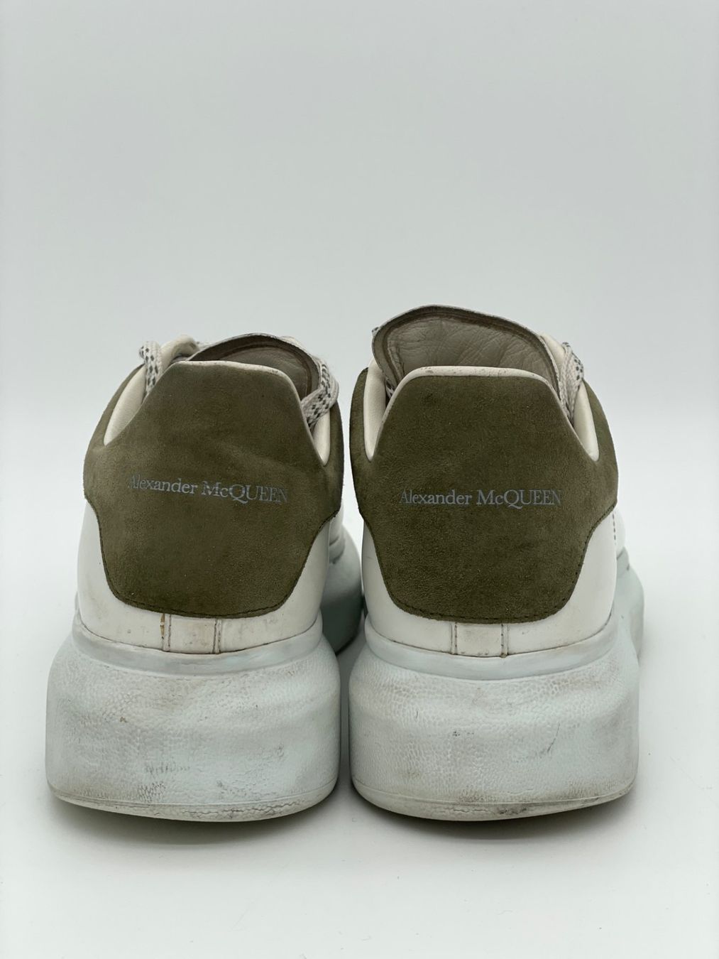Alexander Mcqueen Scarpe da donna: Alexander McQueen Oversized Platform Sneaker EU 38 Weiß – Usato da Zürich venduto da shoe_shop 5
