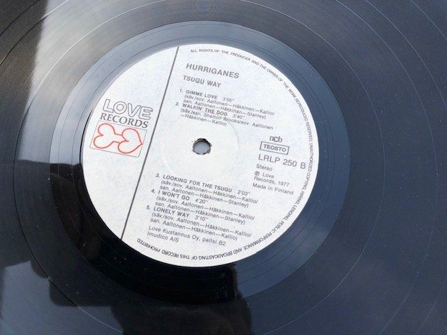 Dischi in vinile: Hurriganes – Usato da Aarwangen venduto da Jukebox3 7