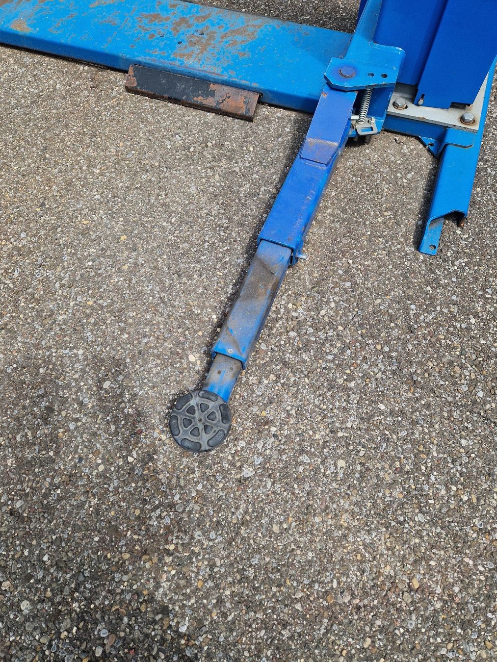 Piattaforme elevatrici & Crick: Autolift – Usato da niederhasli venduto da tschanzdaniel 2