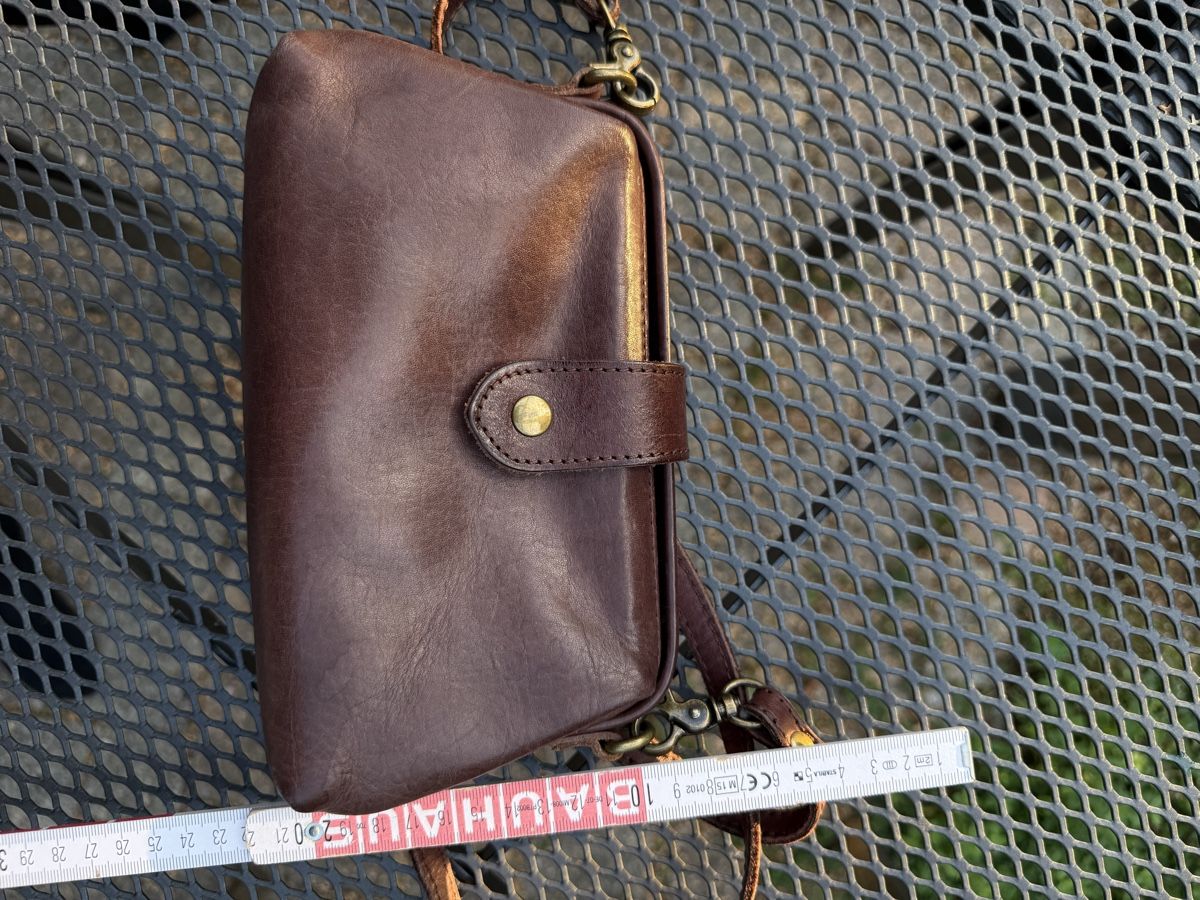 Borse da donna: Leder Tasche  – Usato da Wynigen venduto da KaZu79 6