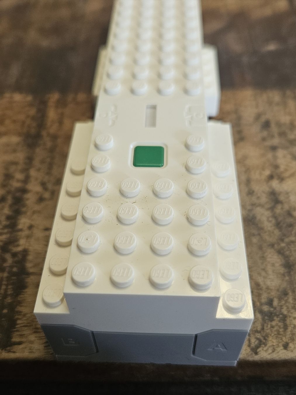 Lego Kit di costruzioni: lego White Boost Lpf2 Hub Motor No. 1 bb0894c01 – Usato da Confignon venduto da Ecrofigs 3