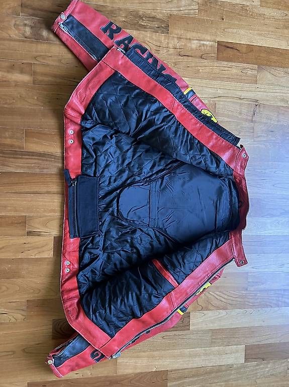 Vestes: Ferrari Lederjacke racing  – D'occasion à Rümlang par AimanF 4