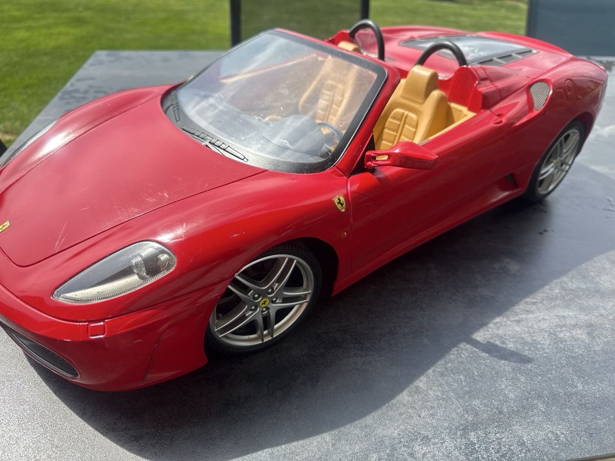 Ferrari Modellini d'auto: Ferrari Modellauto – Usato da Horriwil venduto da Carrera68 6