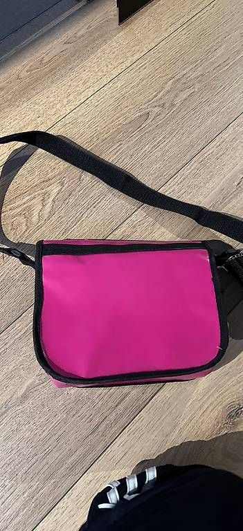 Borse & Zaini: Znüni Tasche – Usato da Matzingen venduto da Fraenkiee0 1