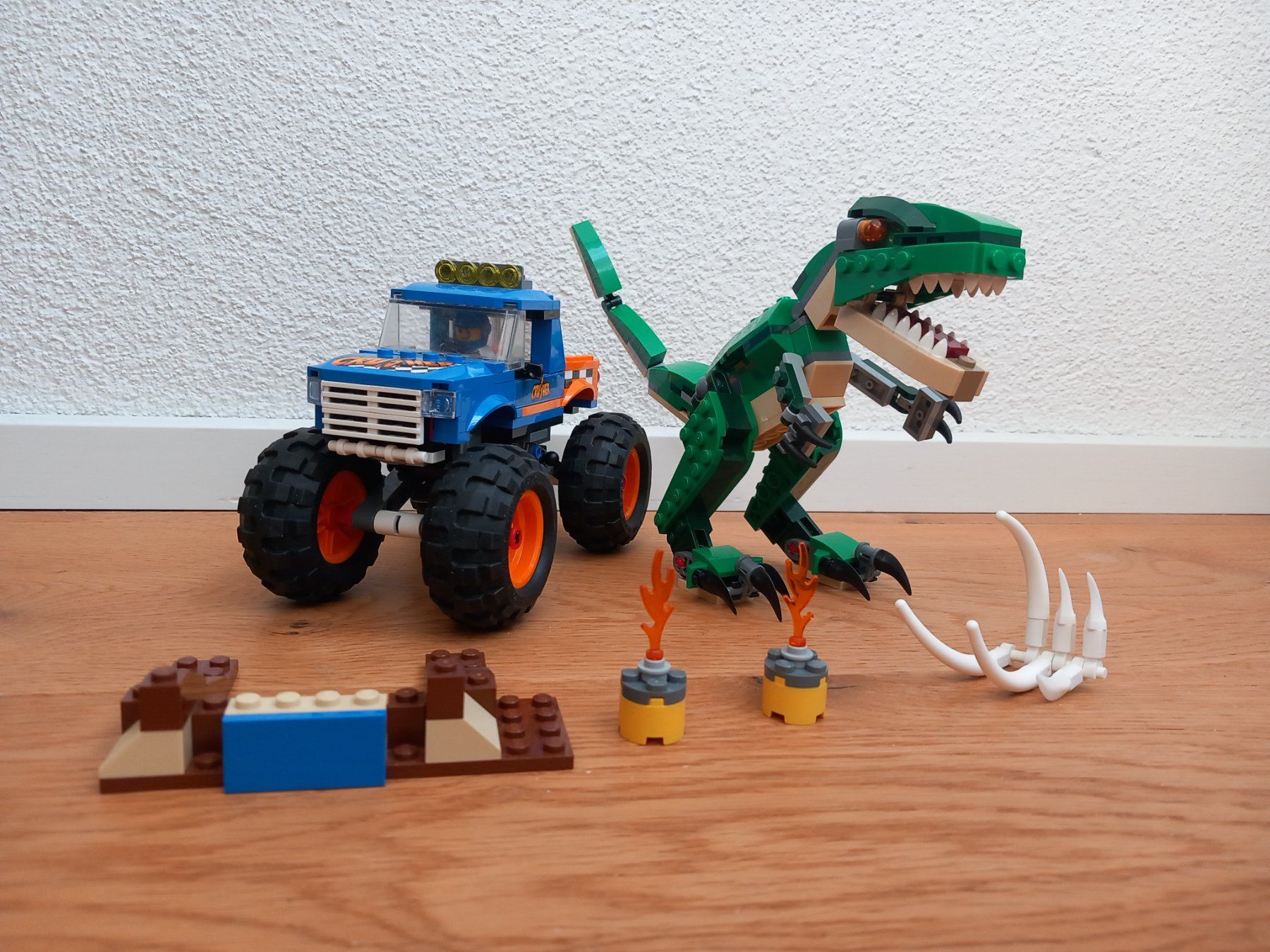 Lego Kit di costruzioni: LEGO CITY /CREATOR       60180 /31058 – Usato da Unterengstringen venduto da Nincraft