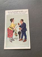 Humorvolle Donald-McGill-Postkarte – „It’s the clothes that