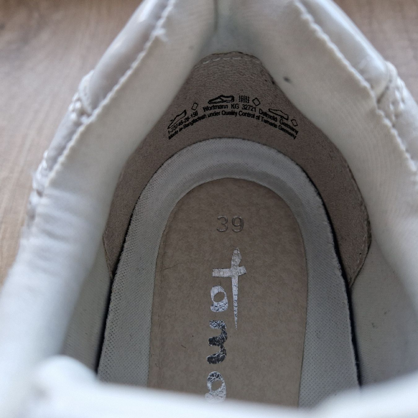 Tamaris Scarpe da donna: Sneakers Tamaris weiss Gr 39 – Usato da Roggliswil venduto da bi10do 3