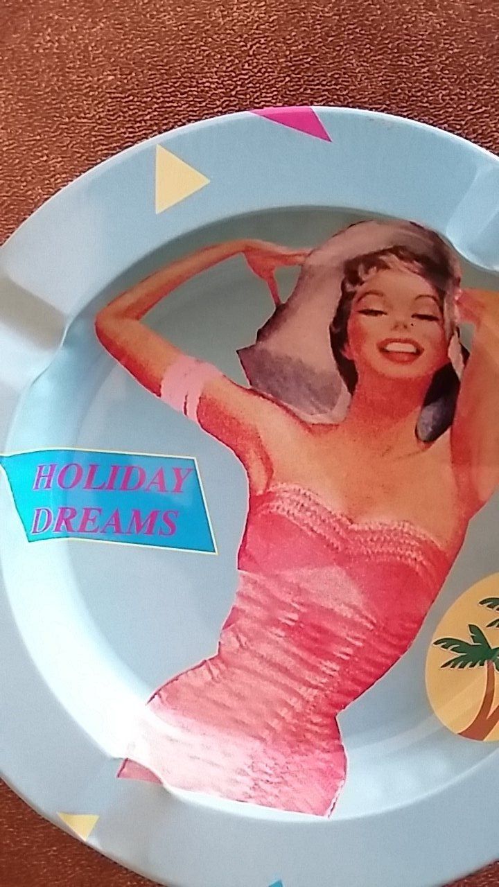 Portacenere: vintage auto cendrier, Holiday dreams Ashtray – Usato da Bussy FR venduto da Plymouth1963 1
