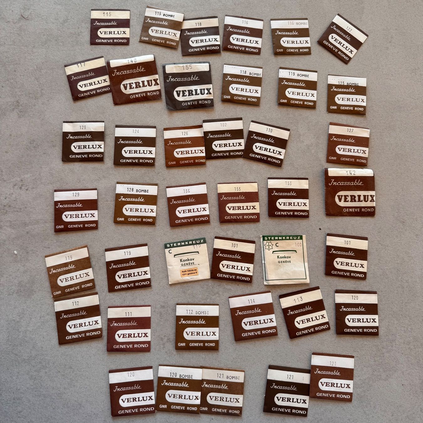 Orologi: Watchmaker lot 40 crystal small sizes – Nuovo (secondo la descrizione) da Arzier-Le Muids venduto da Avanna