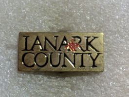 Ansteckpin 182: Lanark County