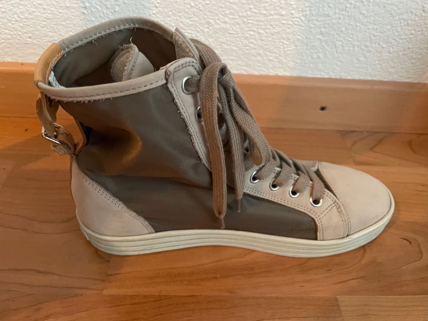 Hogan Scarpe da donna: Hogan – Nuovo (secondo la descrizione) da Luzern venduto da CocoLoco82 1