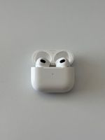 Apple AirPods 3. Generation mit Lightning Ladebuchse