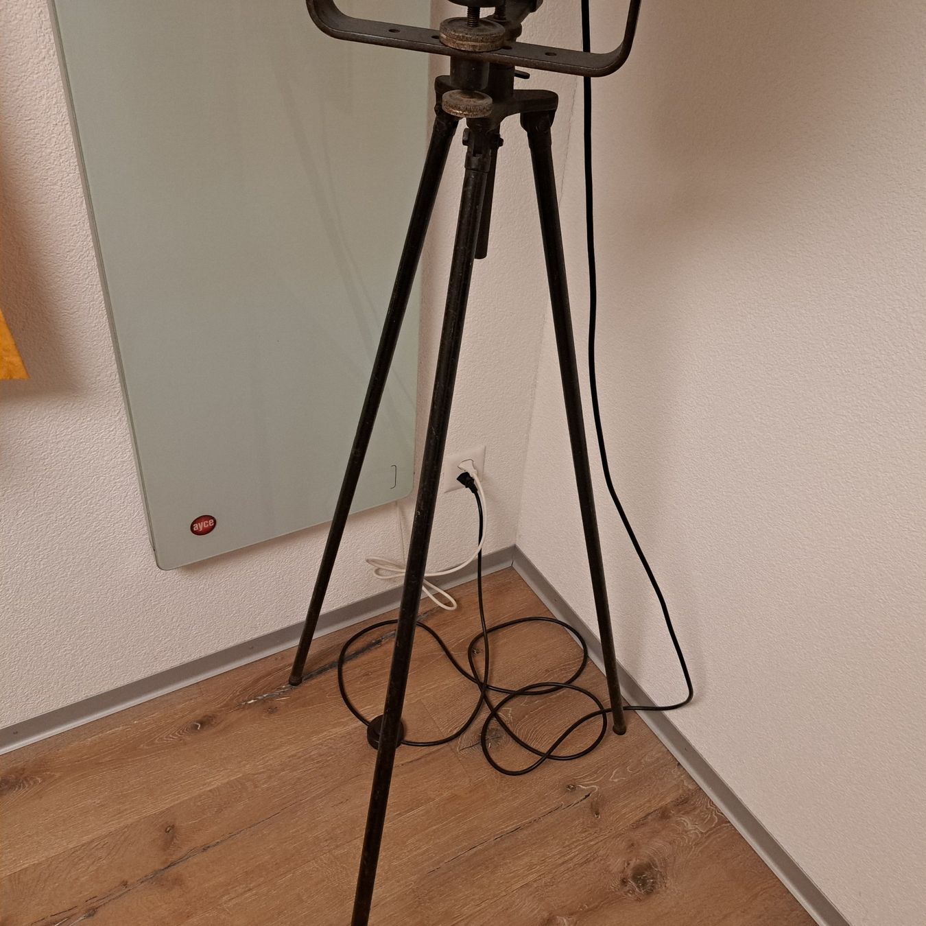 Lampade: Alter Scheinwerfer Theaterscheinwerfer Loft Industrie Lampe – Usato da Belp venduto da deal-now 3