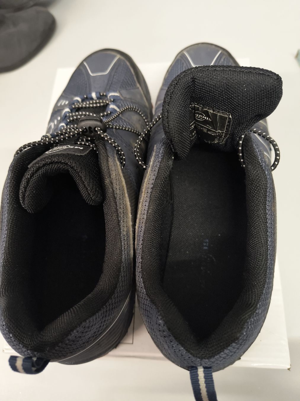 Scarpe da uomo: Herren Wanderschuhe, Empra One, Gr. 40- Top! – Usato da Oberweningen venduto da Bumblebee2 5