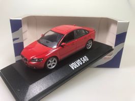 Volvo S40 - Minichamps - 1:43