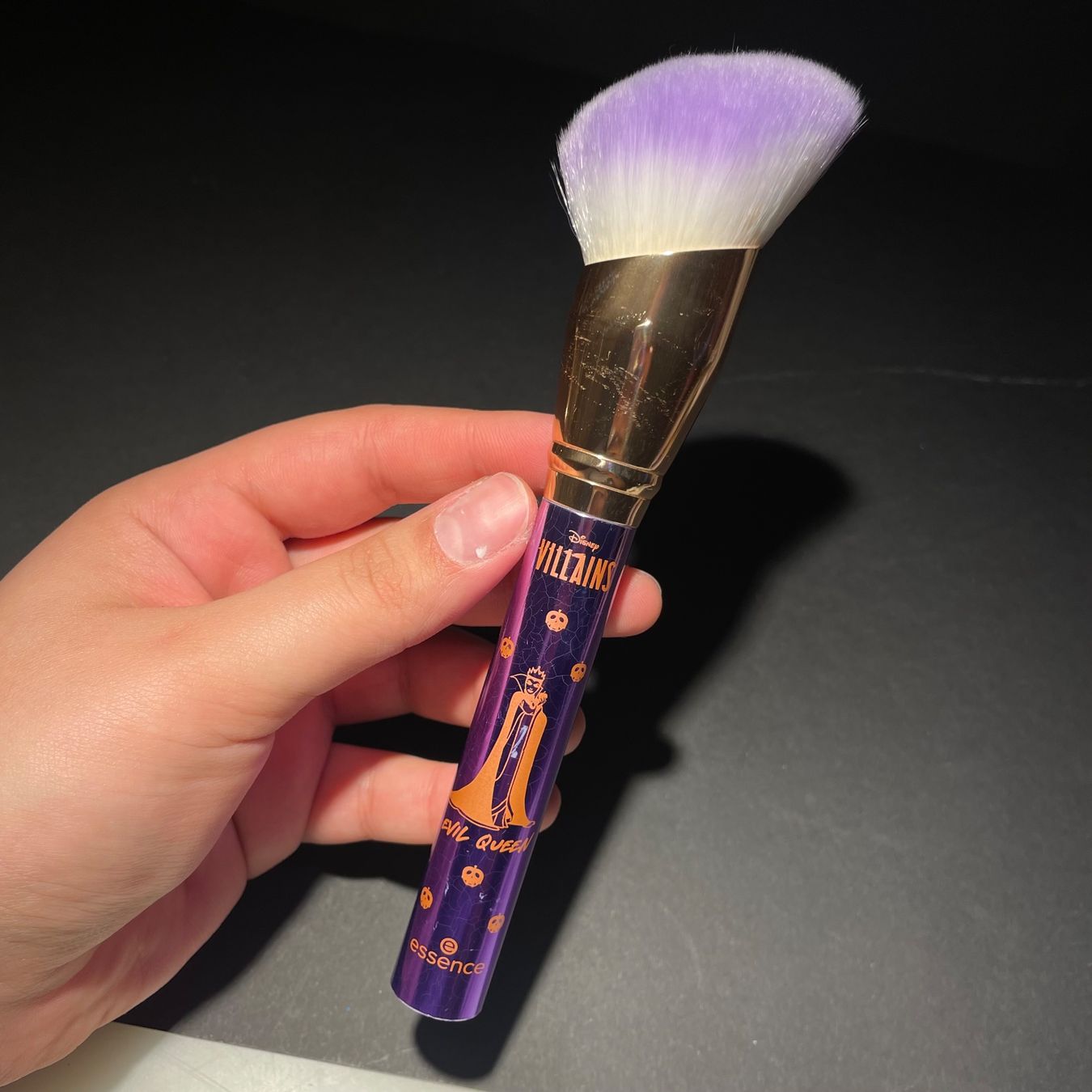 Make-up: NEU: Essence evil queen face brush Pinsel – Nuovo (secondo la descrizione) da Bellach venduto da Dreamer2501