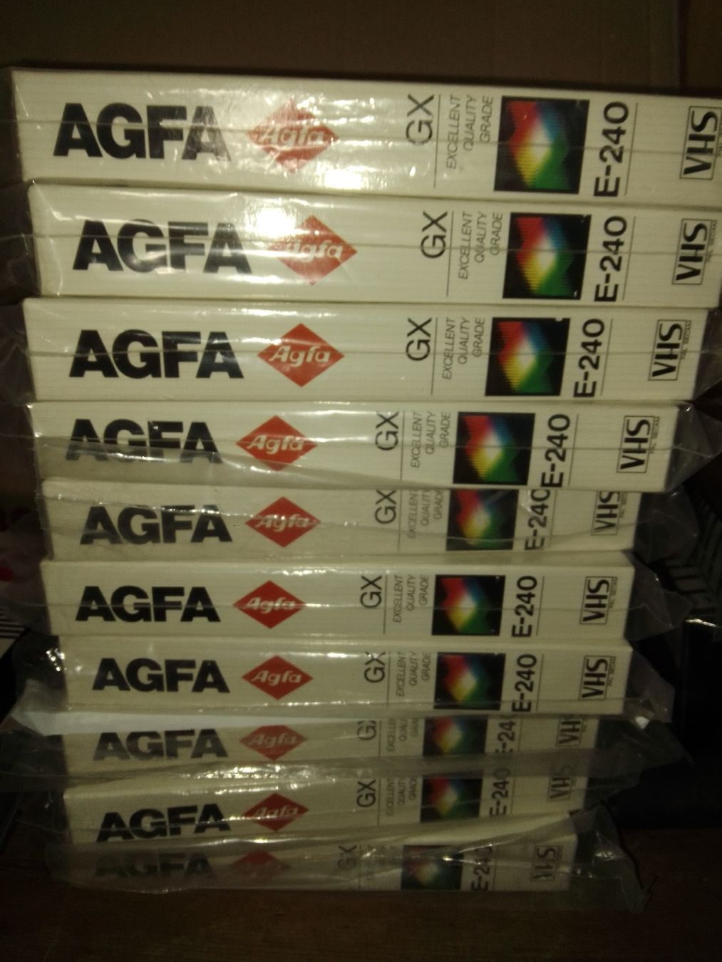 Toutes les VHS: VHS Kassetten - AGFA E240 – D'occasion à Naters par sealed-gamer